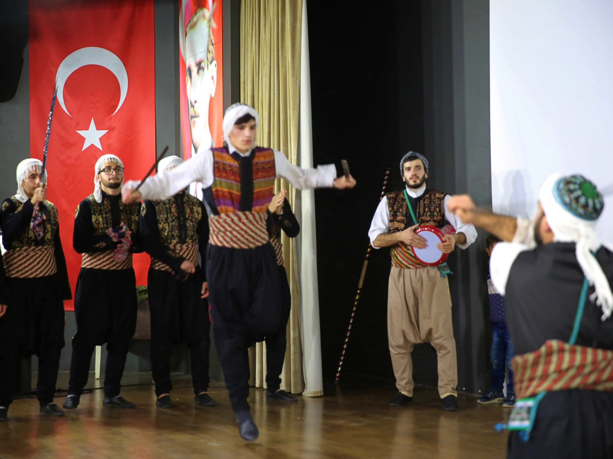 december-9-2018-syrian-students-kick-off-agu-intercultural-series-of-2018-2019